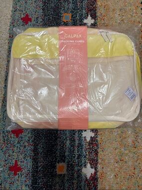 Calpak Yellow & Cream Travel Packing Cubes Set